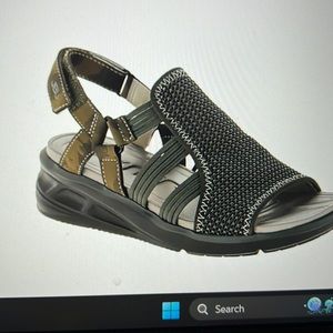 JBU by Jambu Maggie Sporty Sandal size 10 NWT